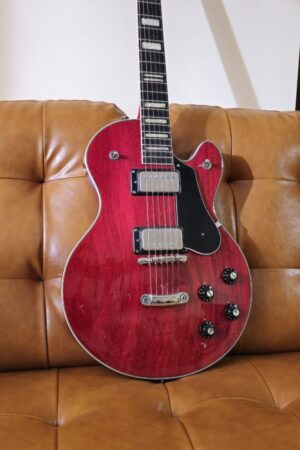 Hagstrom Swede "LesPaul" w/rect case  consignment