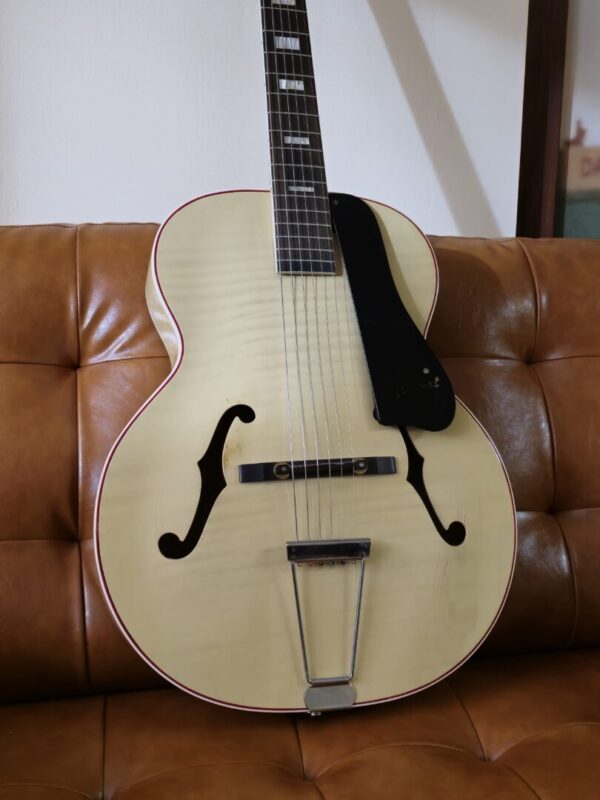 S. S. Stewart model 9102 Arch w/pu and case consignment