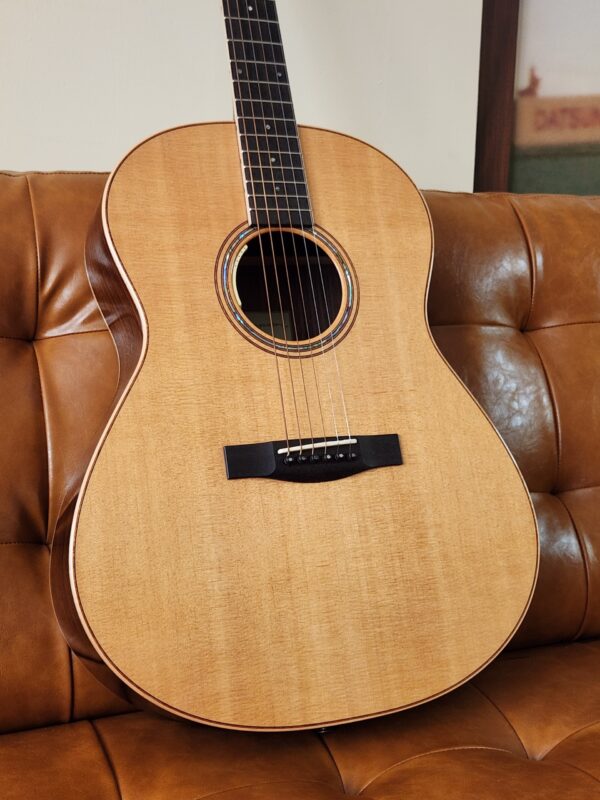 Thompson T1DL Deluxe ser#0208  w/case  consignment