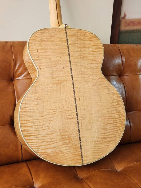 Gibson J-200 1993 w/OHSC Consignment - Image 2