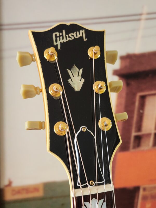 Gibson J-200 1993 w/OHSC Consignment - Image 3