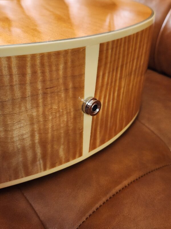 Gibson J-200 1993 w/OHSC Consignment - Image 6