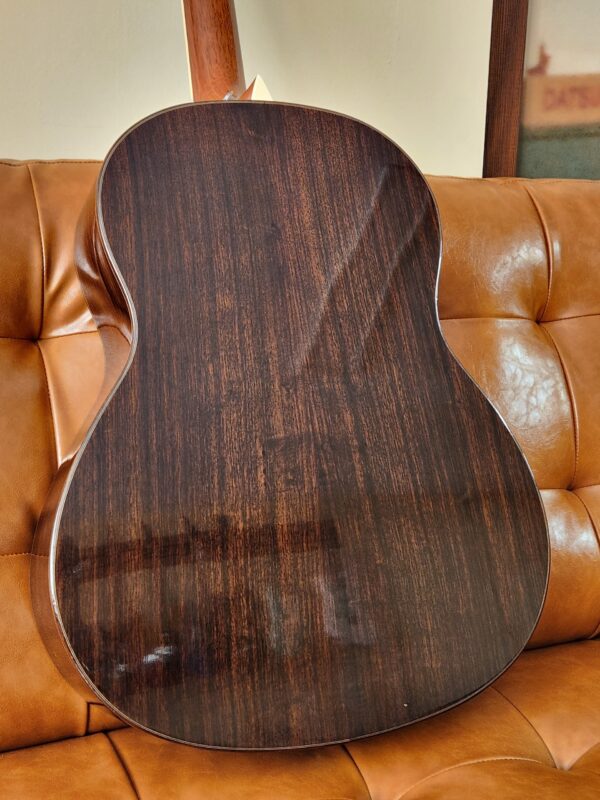 Larrivee L-09  1983  w/case  consignment - Image 3