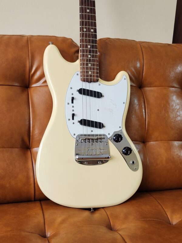 1975 Fender Mustang w/HSC Consignment