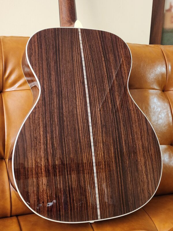 Martin OM28 Ambertone w/case - Image 2