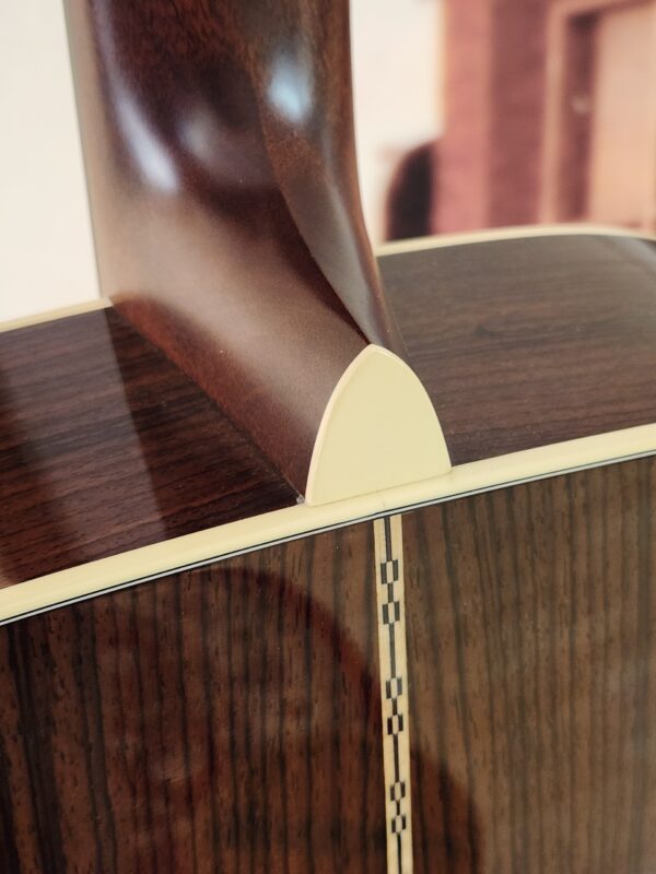 Martin OM28 Ambertone w/case - Image 5