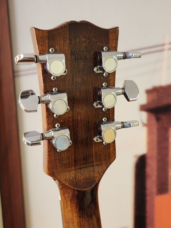 1974/1975 Gibson J-45 w/brwnHSC Cosnignment - Image 4