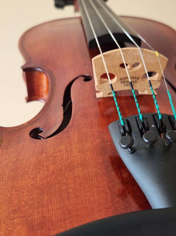 Realist Violin RV4 Pro w/case consignment - Image 3