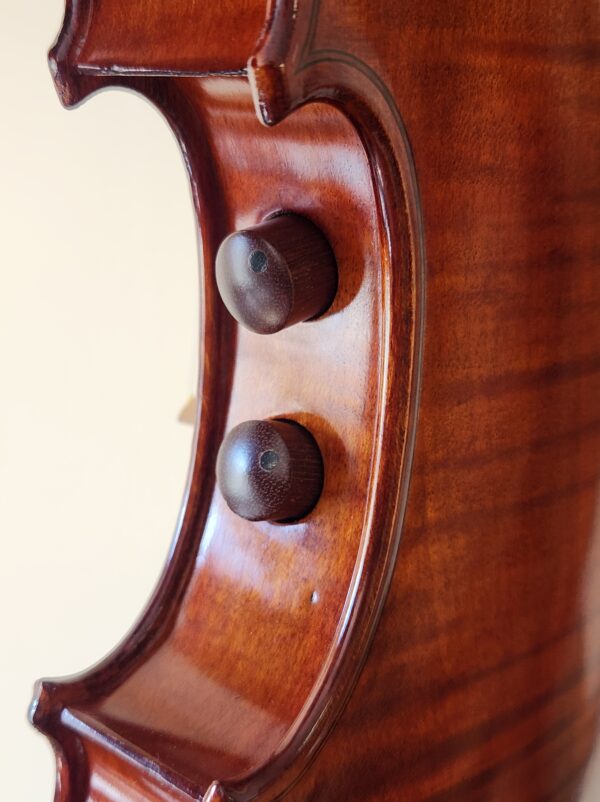 Realist Violin RV4 Pro w/case consignment - Image 4