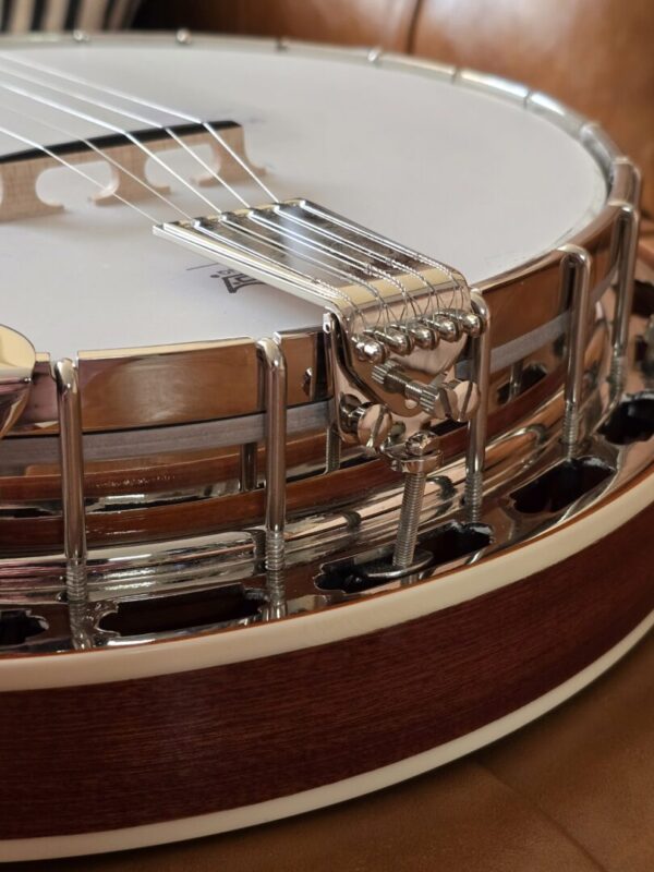 Gold Star 5 String Banjo w/case Consignment - Image 7