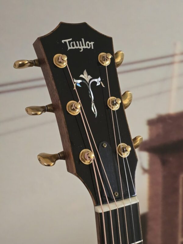 Taylor 2012 X-Braced 914ce w/case Consignment - Image 3