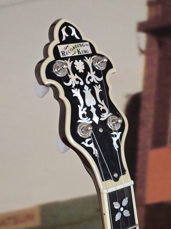 Recording King RK-R80A 5 String Banjo w/case - Image 3