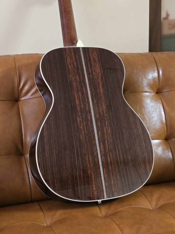 Martin 20th Anniversary OMJM John Mayer #1003 w/case - Image 2