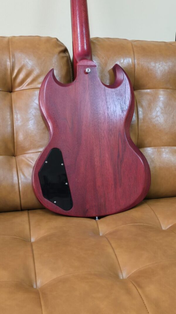 Gibson SG Faded Worn Cherry Bass - Image 2