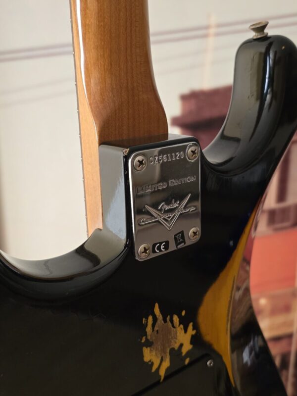 Fender Ltd Dual Maq II Strat Relic® 2022 consignment - Image 5