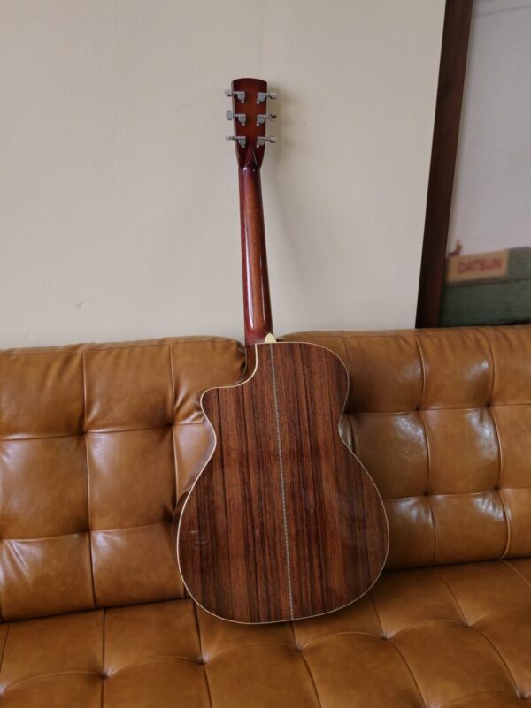 Tippen 2001 OM Cutaway w/case consignment - Image 2
