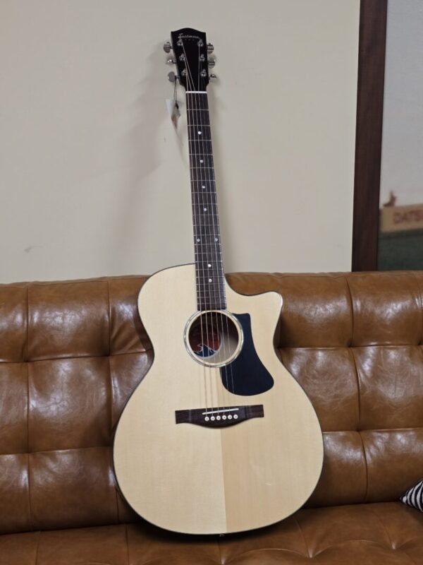 Eastman PCH3-GACE Natural w/bag
