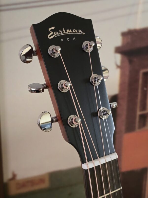 Eastman PCH3-GACE Natural w/bag - Image 3