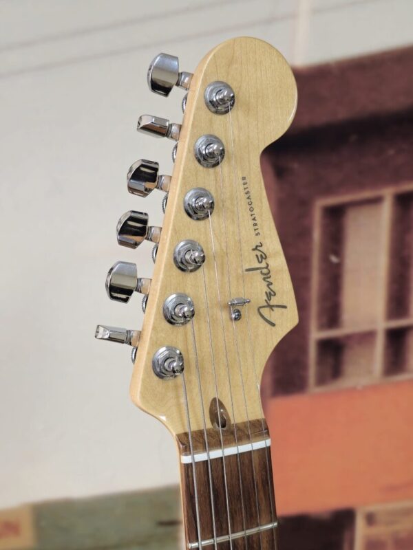 American Deluxe Ash Stratocaster Used Guitar w/case - Image 3
