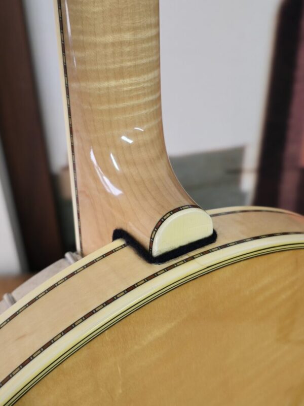 Deering Calico 5 String Banjo w/case Consignment - Image 5