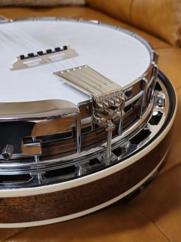 Ibanez 5 String Banjo Hunter BJ250 w/case Consignment - Image 6