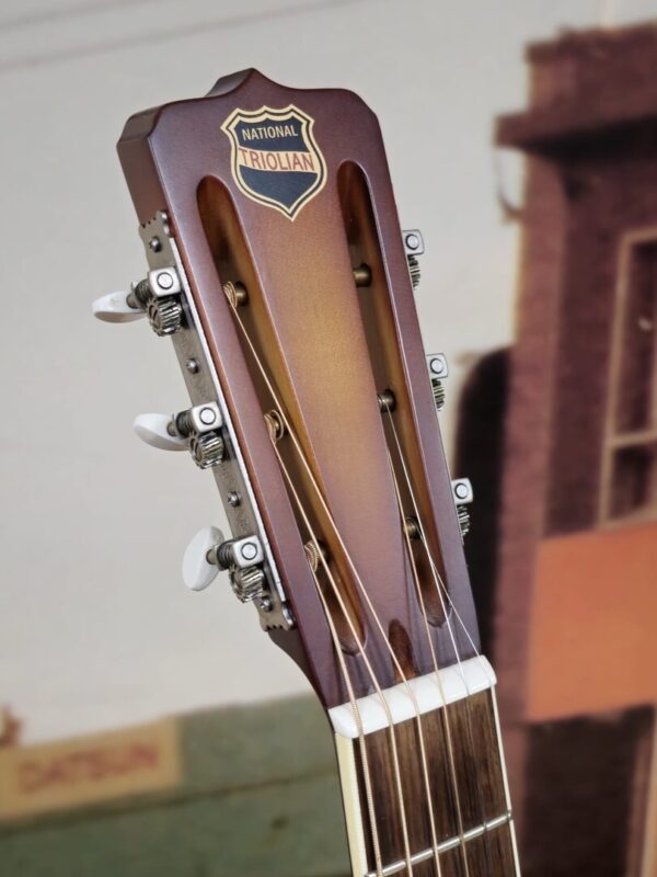 National Triolian Tricone Round neck Resonantor w/case consignment - Image 3