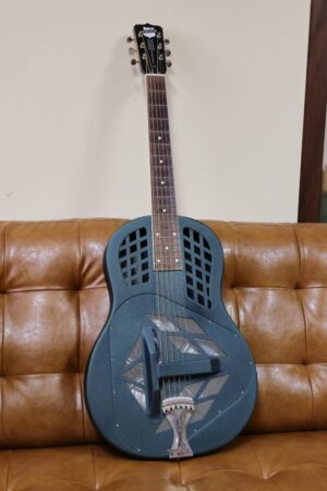 National Tricone Polychrome Resonator Guitar w/case Consignment