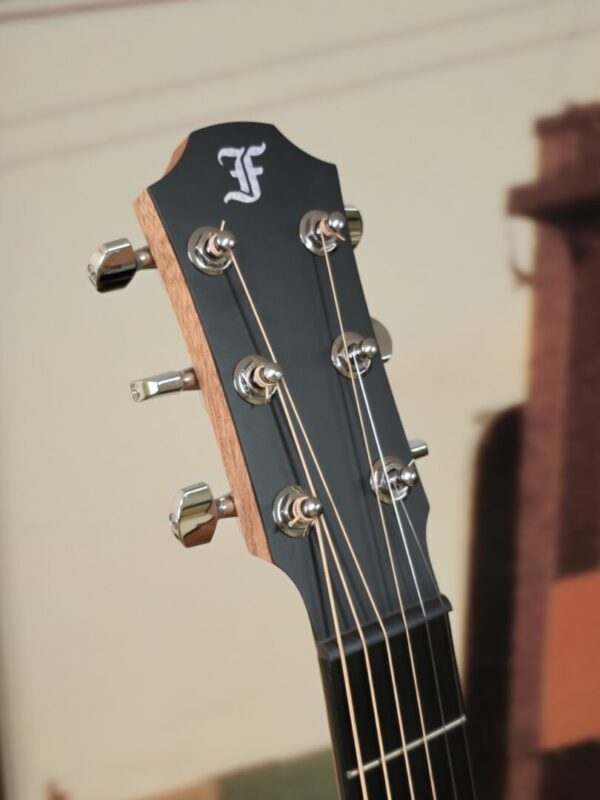 Furch Pioneer CM w/bag - Image 3