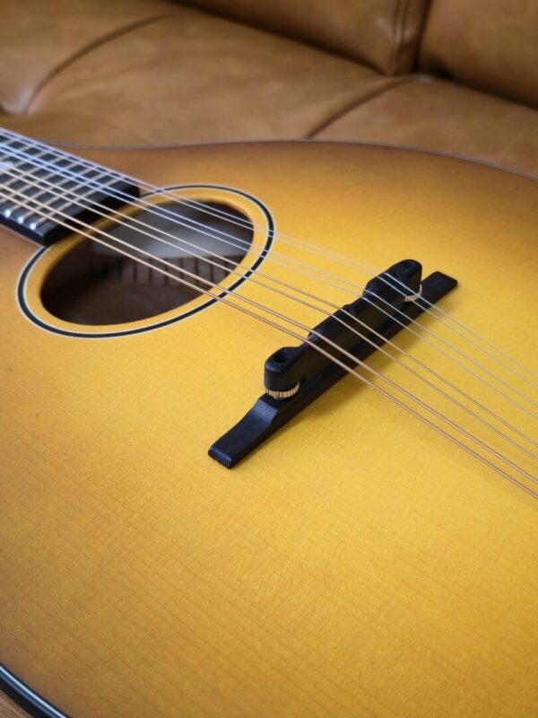 Eastman PCH-M104-GB Sunburst Flat Top Mandolin - Image 6