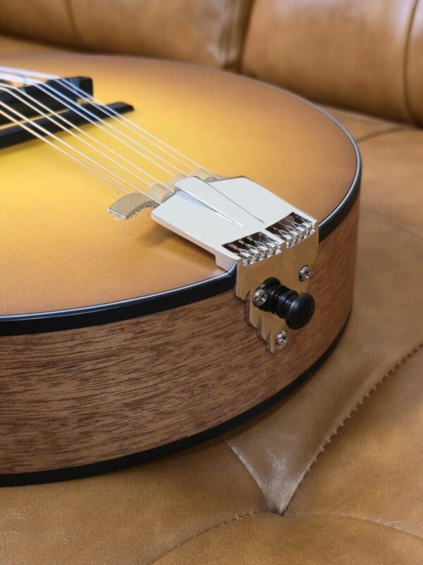 Eastman PCH-M104-GB Sunburst Flat Top Mandolin - Image 7
