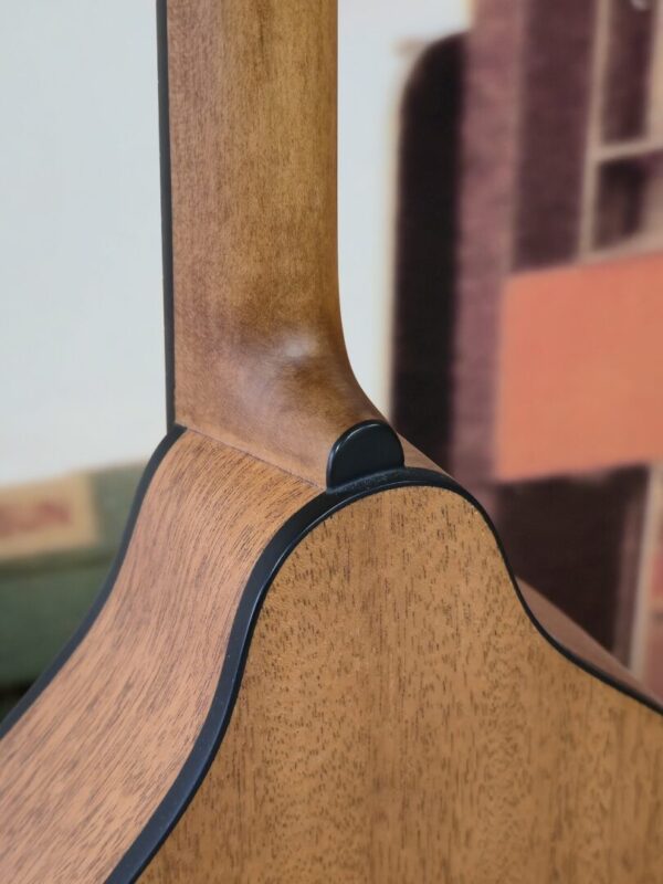 Eastman PCH-M104-GB Sunburst Flat Top Mandolin - Image 5